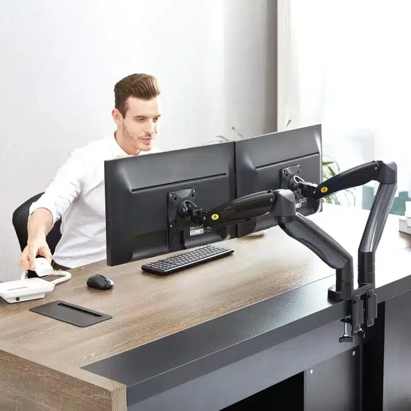 dual-monitor-setup-in-Nairobi-Kenya